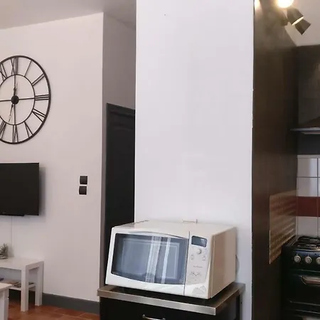Apartment Un Tresor En Bastide : 4/6 Couchages Carcassonne