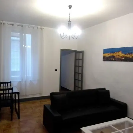 Un Tresor En Bastide : 4/6 Couchages Apartment