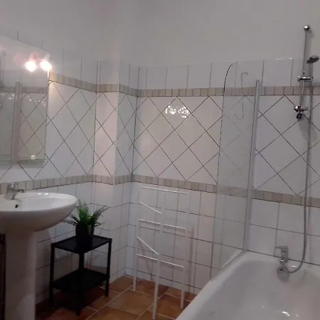 Apartment Un Tresor En Bastide : 4/6 Couchages