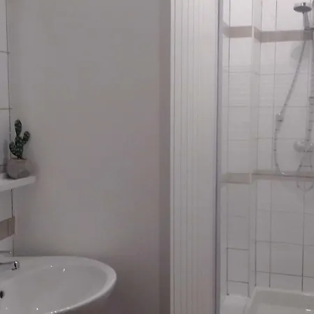 Apartment Un Tresor En Bastide : 4/6 Couchages
