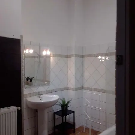 Un Tresor En Bastide : 4/6 Couchages